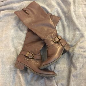Brown low heel boots